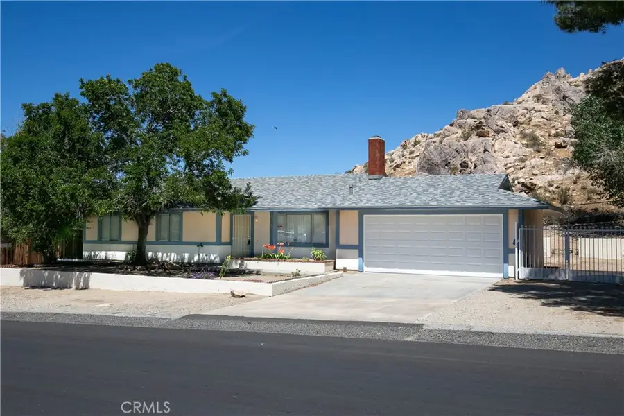 40062 164th E, Lake Los Angeles, CA 93591 - #2