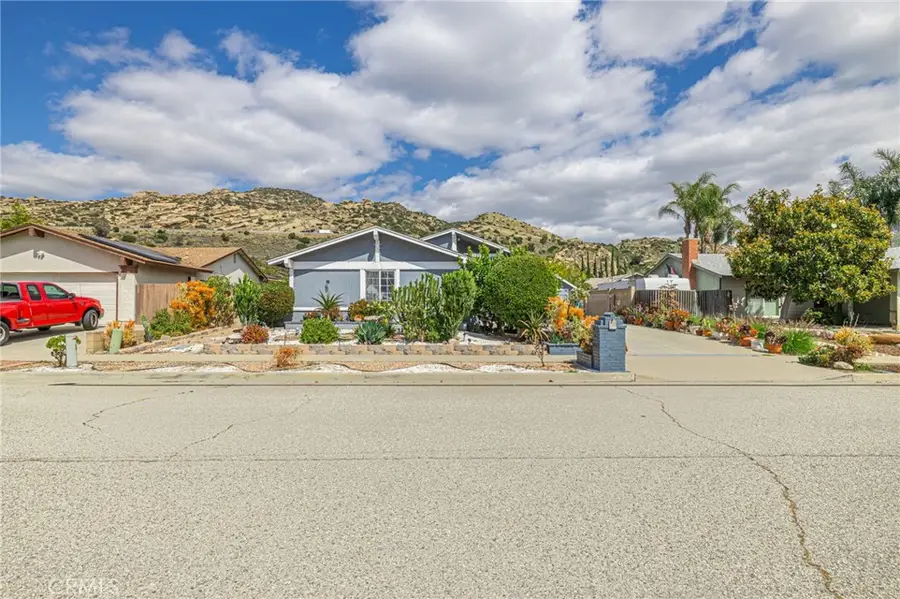 2078 N Swindon, Simi Valley, CA 93063 - #3