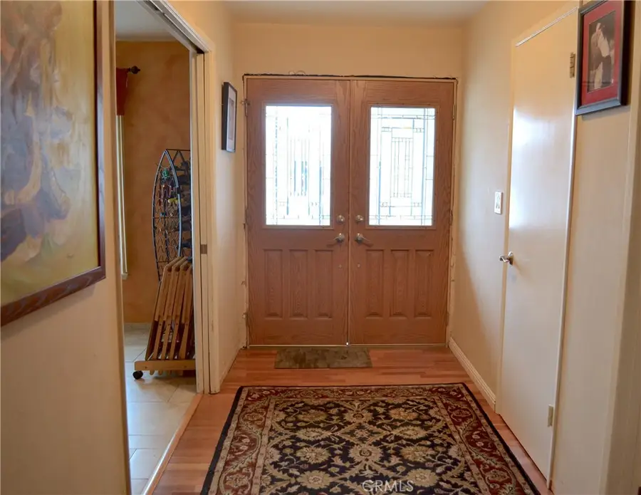 18915 Chase Street, Northridge, CA 91324 - #3