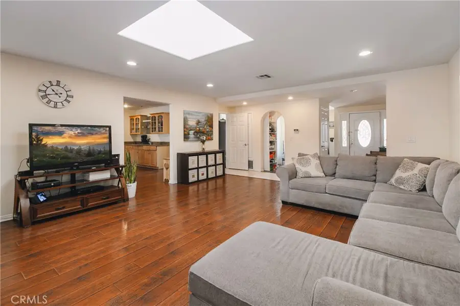 8829 Rubio, North Hills, CA 91343 - #3