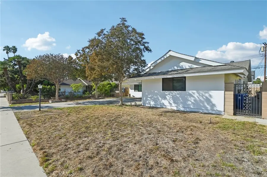 15937 Londelius Street, North Hills, CA 91343 - #2