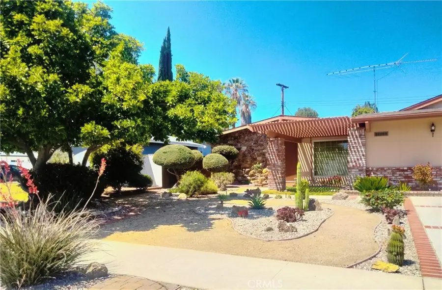 22929 Leadwell Street, West Hills, CA 91307 - #3