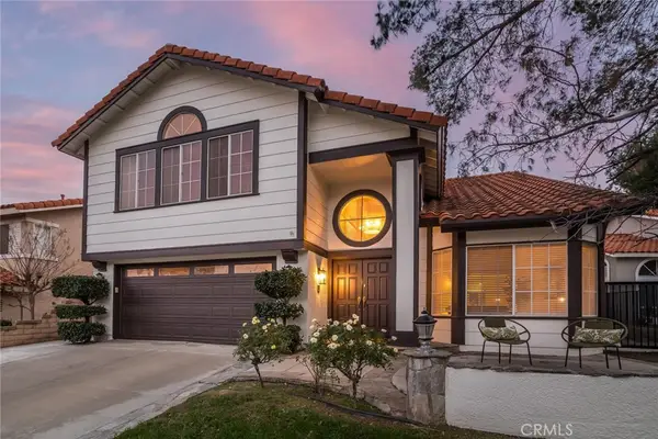 29033 Shadow Valley Lane, Saugus, CA 91390