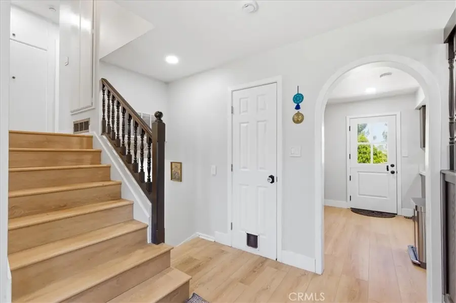 26434 Fairgate, Newhall, CA 91321 - #2