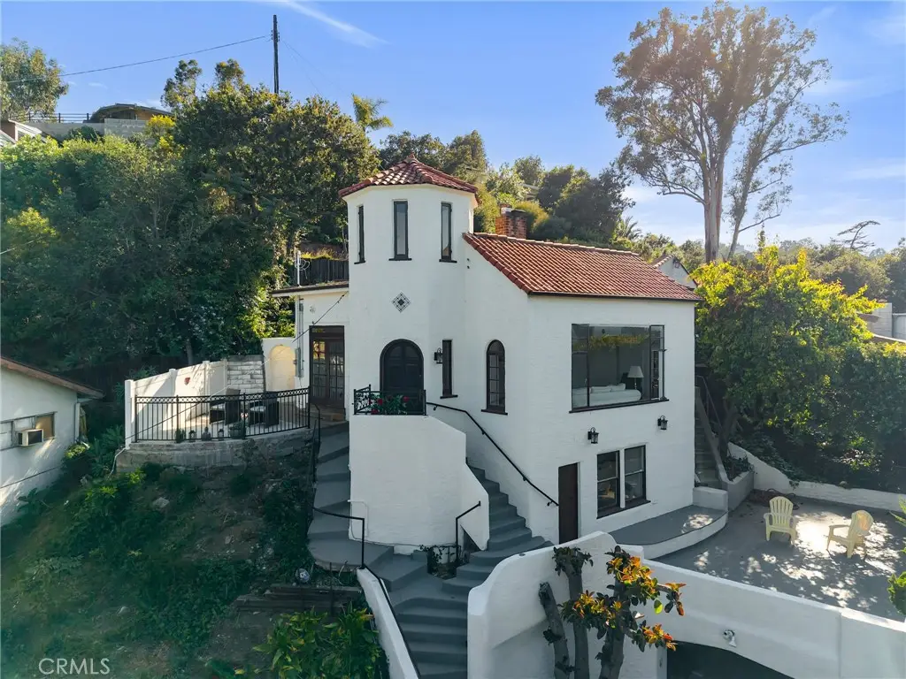 7166 Woodrow Wilson, Los Angeles, CA 90068 - #1