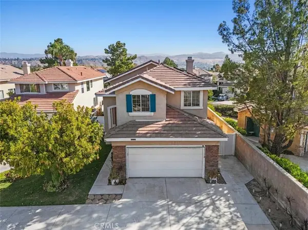 26726 Neff Court, Canyon Country, CA 91351