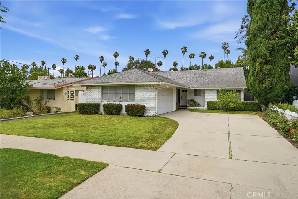 14951 Gilmore, Van Nuys, CA 91411 - #1