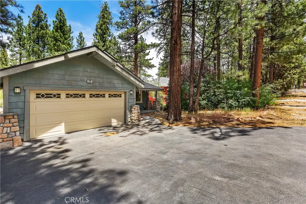 329 E Sherwood Boulevard, Big Bear City, CA 92314 - #1