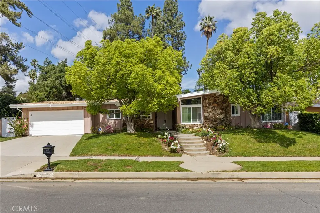 4479 Azalia Drive, Tarzana, CA 91356 - #1