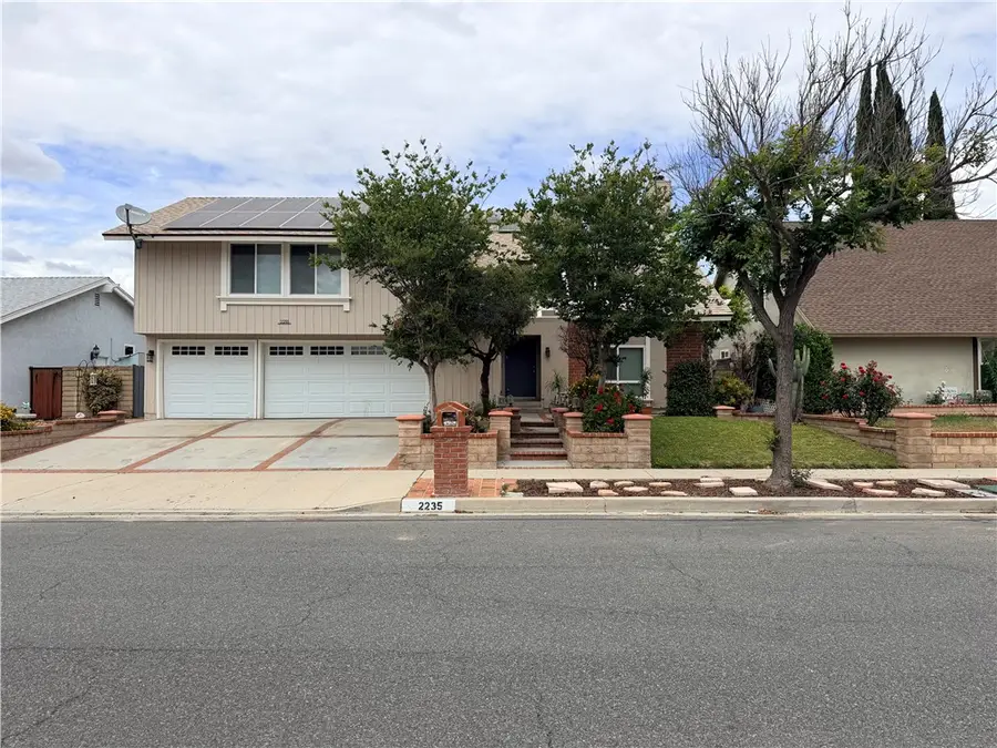 2235 Burnside, Simi Valley, CA 93065 - #2