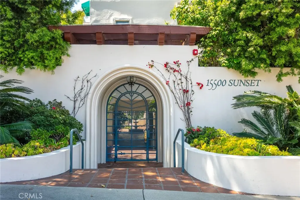 15500 W Sunset #301, Pacific Palisades, CA 90272 - #1