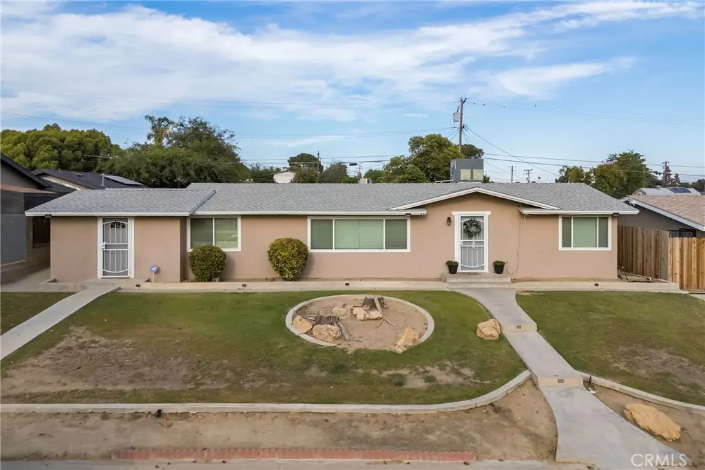3305 Dwight Street, Bakersfield, CA 93306 - #1