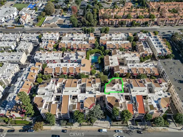 5216 Yarmouth Avenue #305, Encino, CA 91316