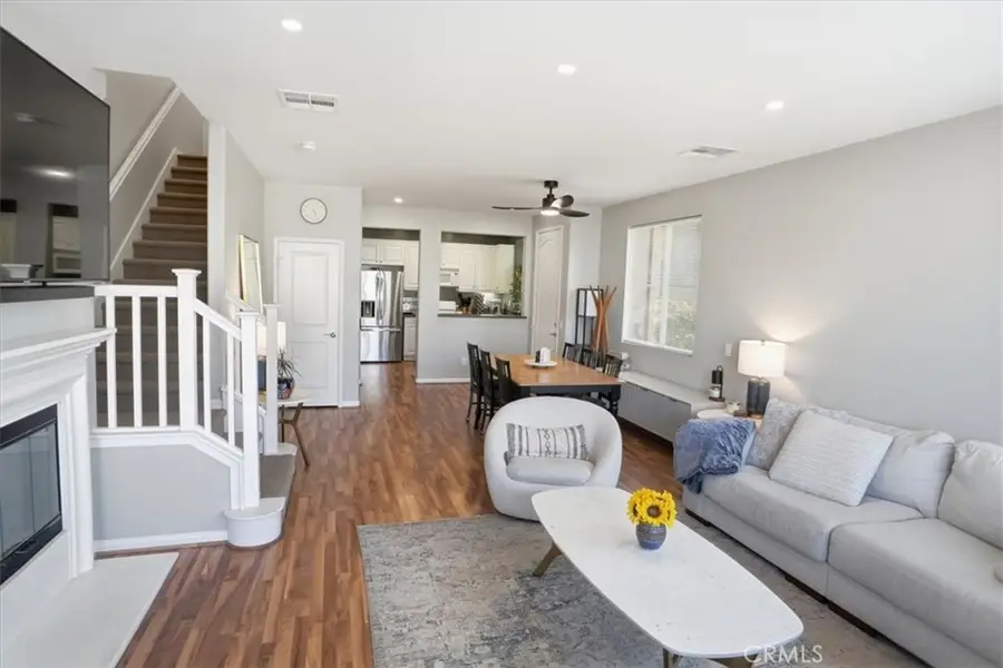 28475 Santa Rosa, Saugus, CA 91350 - #3