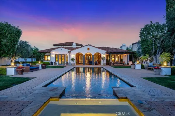 25473 Prado De Las Calabazas, Calabasas, CA 91302