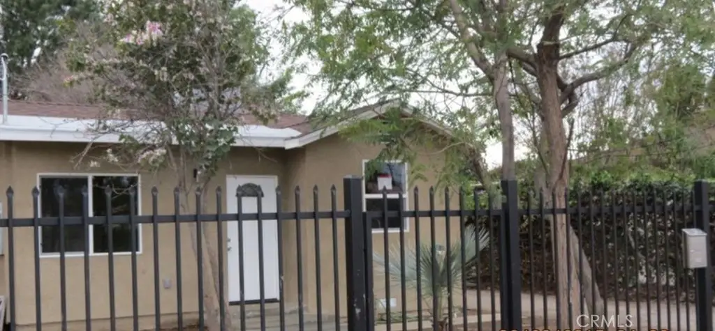 10913 10915 Tamarack, Pacoima, CA 91331 - #1