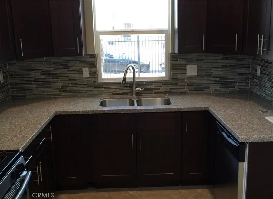 10913 10915 Tamarack, Pacoima, CA 91331 - #2