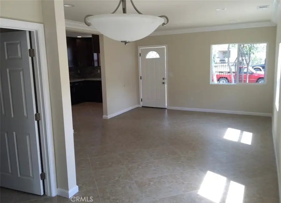 10913 10915 Tamarack, Pacoima, CA 91331 - #3