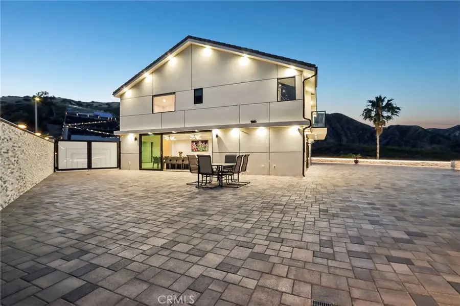13042 Jolette Avenue, Granada Hills, CA 91344 - #2