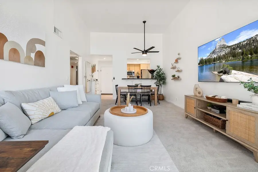 7826 Topanga Canyon Boulevard #301, Canoga Park, CA 91304 - #2