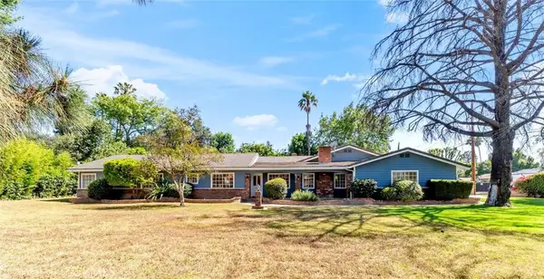 17082 Parthenia, Sherwood Forest, CA 91325