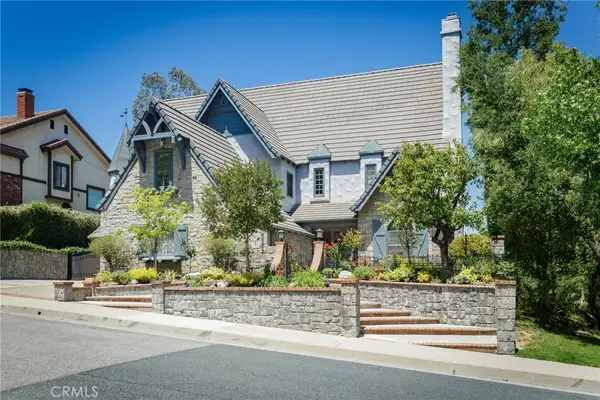 24537 Peachland Avenue, Newhall, CA 91321