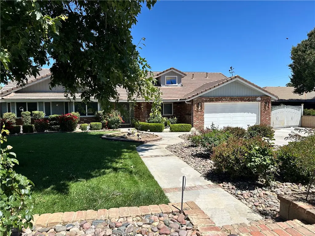 4761 W Avenue N, Quartz Hill, CA 93536 - #1