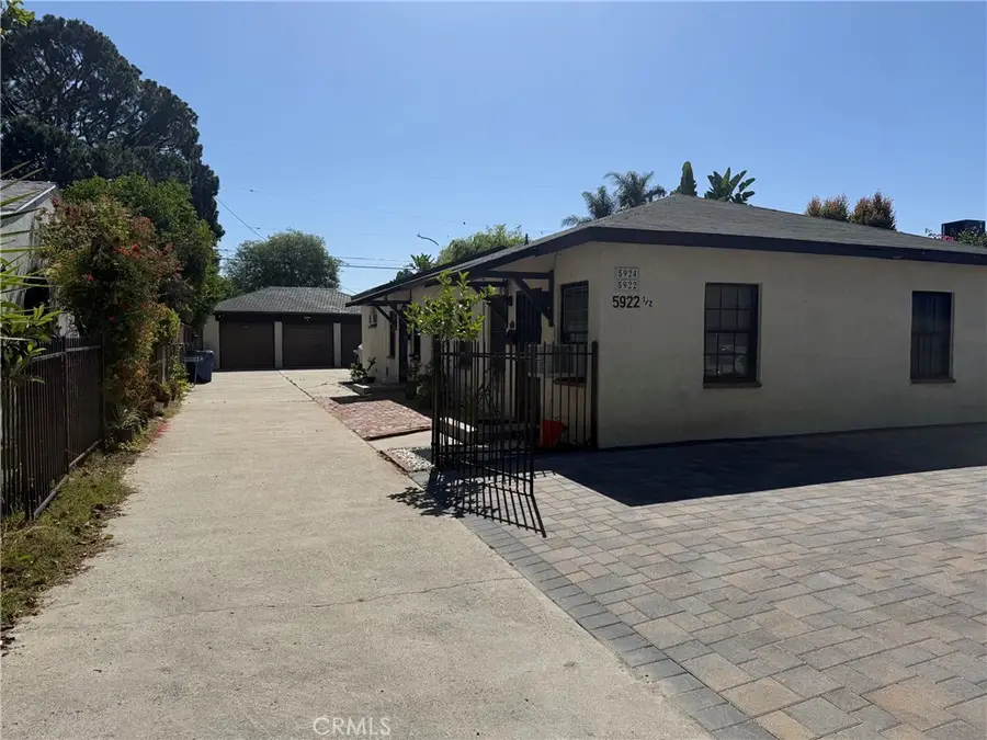 5922 Colfax Avenue, Valley Village, CA 91601 - #3