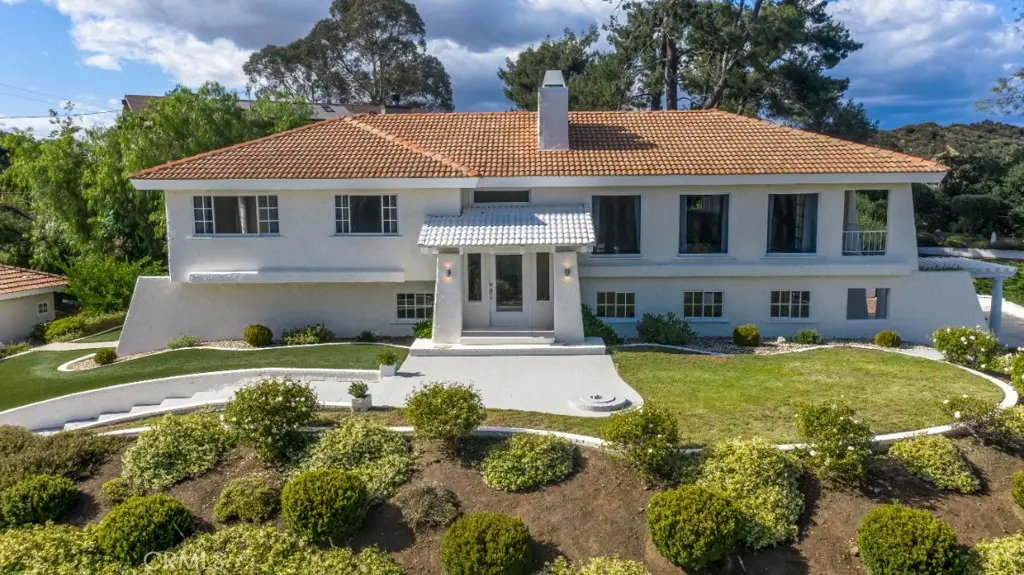 26086 Mulholland Highway, Calabasas, CA 91302 - #1