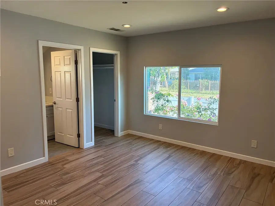 19416 Lemay, Reseda, CA 91335 - #2