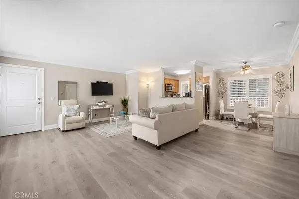 355 N Maple Street #121, Burbank, CA 91505