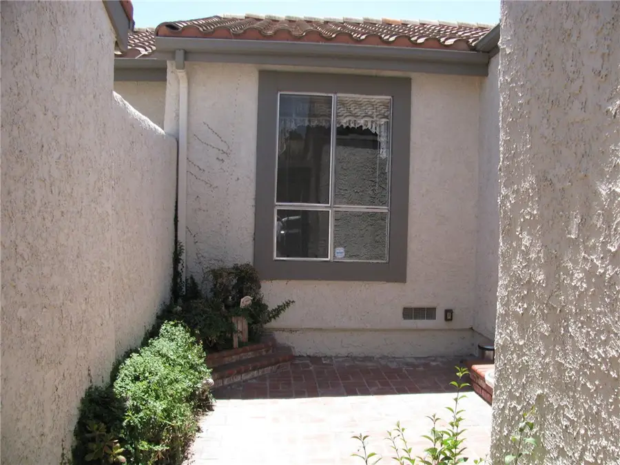 11431 Tampa Avenue #84, Porter Ranch, CA 91326 - #3