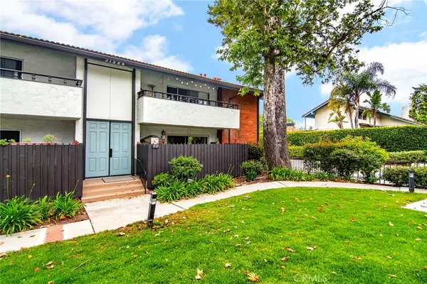 31584 Agoura, Unit #6 Road #6, Westlake Village, CA 91361