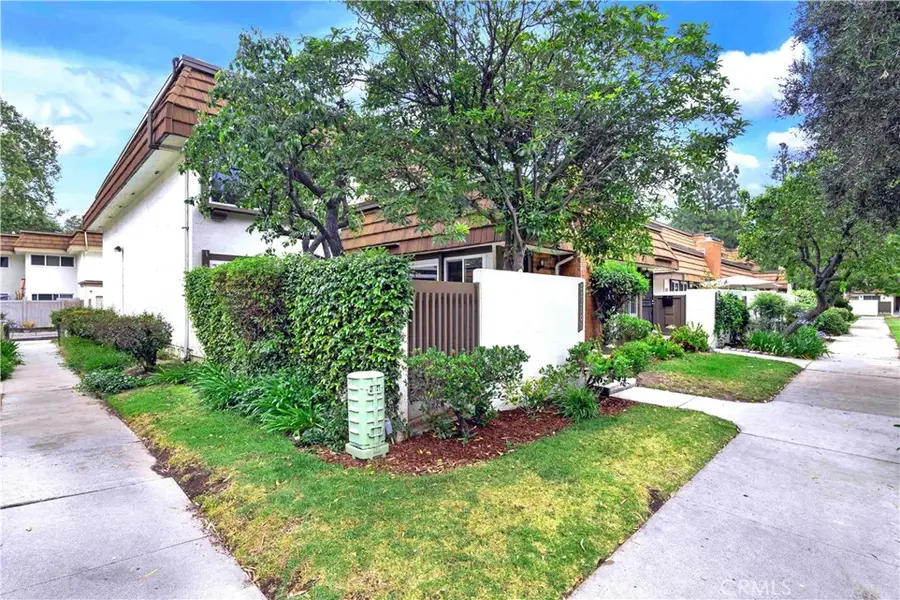 22210 James Alan Circle #1, Chatsworth, CA 91311 - #2