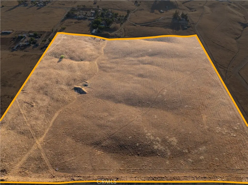 7000 Valley Lane, Bakersfield, CA 93306 - #1