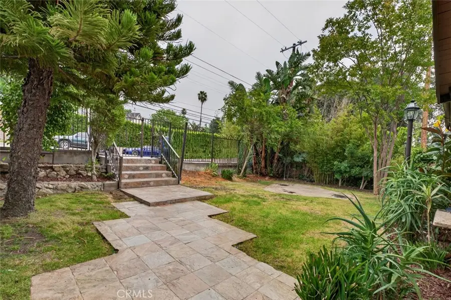 4809 Lowell Avenue, La Crescenta, CA 91214 - #2