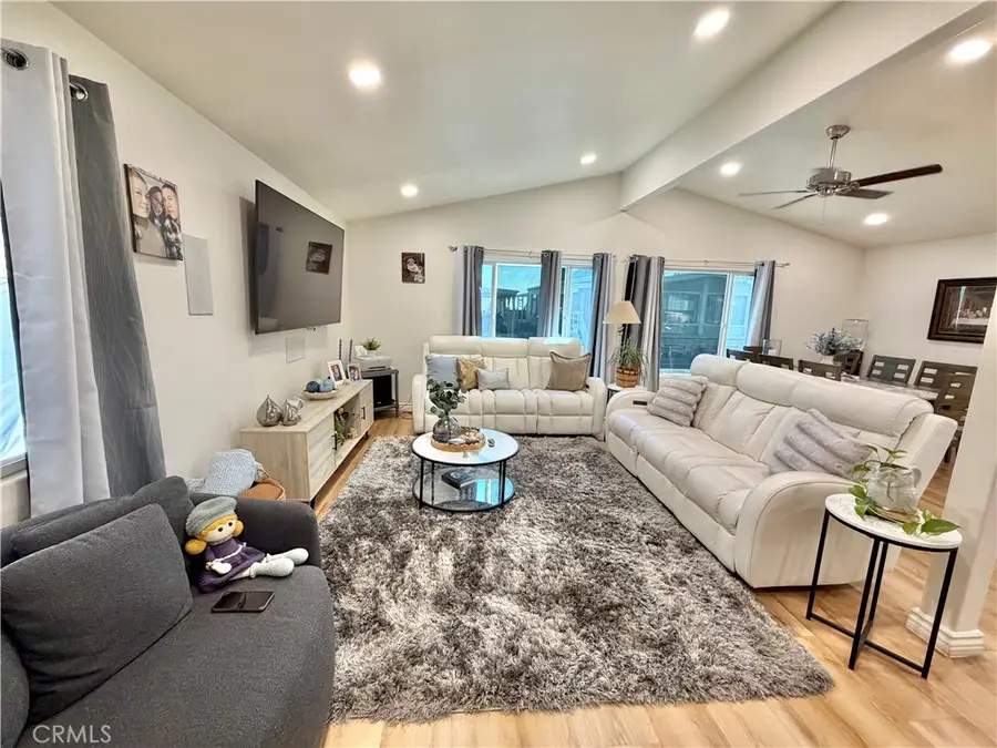 15455 Glenoaks Boulevard #272, Sylmar, CA 91342 - #2