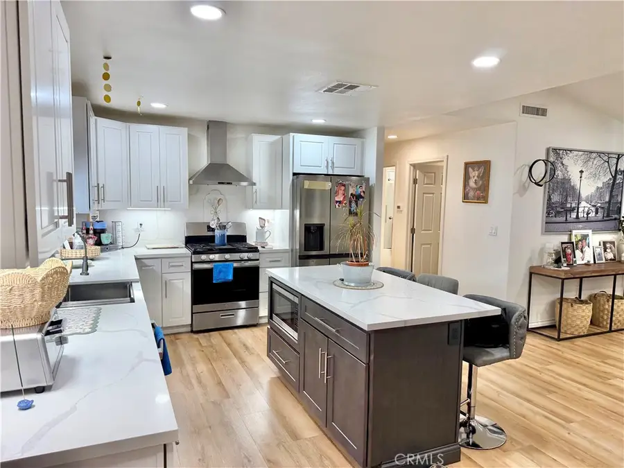 15455 Glenoaks Boulevard #272, Sylmar, CA 91342 - #3