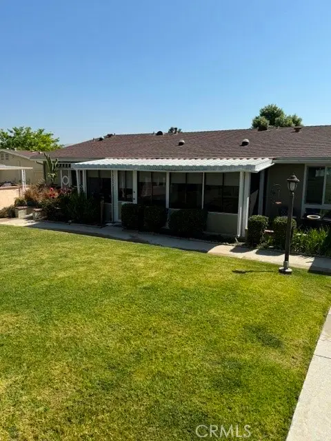 19203 Avenue Of The Oaks, Newhall, CA 91321