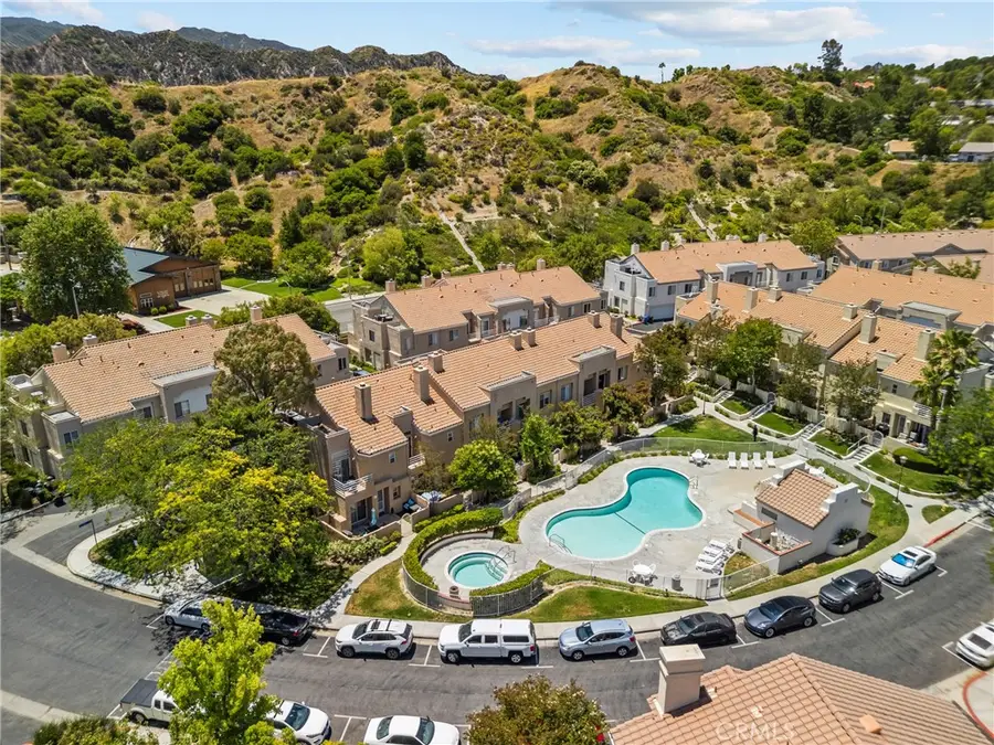 25511 Schubert Cir #142 B, Stevenson Ranch, CA 91381 - #2