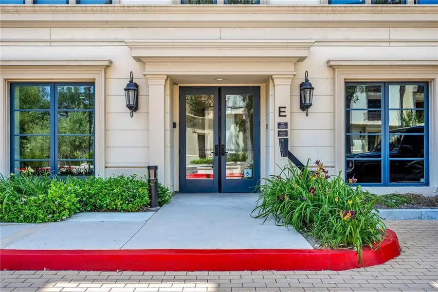 23500 Park Sorrento #E-22, Calabasas, CA 91302 - #3