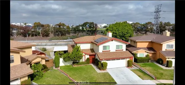1677 W Bruin Street, Los Angeles, CA 90047