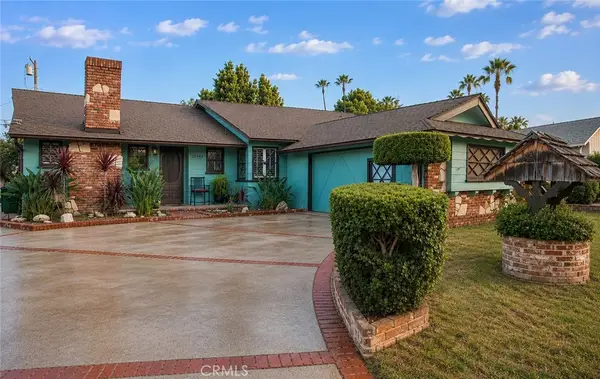 20944 Elkwood Street, Canoga Park, CA 91304