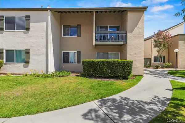 25730 Player Drive #S-8, Valencia, CA 91355