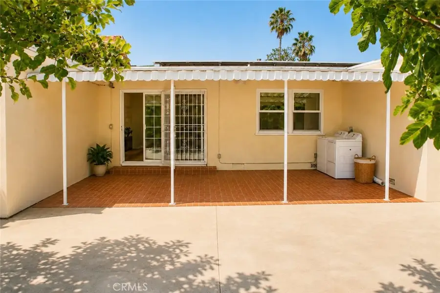 17144 Burton Street #3, Lake Balboa, CA 91406 - #2