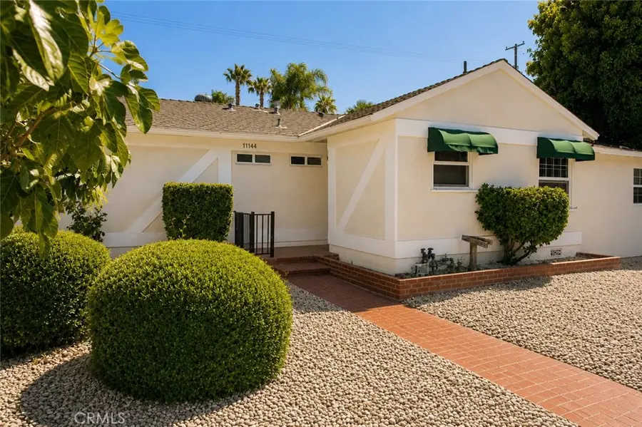 17144 Burton Street #3, Lake Balboa, CA 91406 - #3