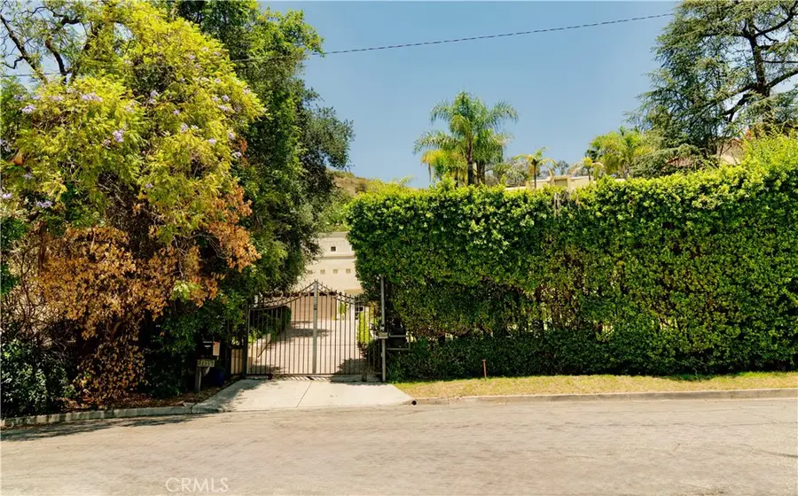1735 Foothill, Glendale, CA 91201 - #2