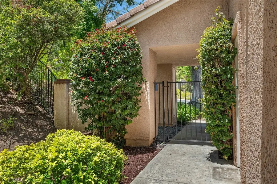 5614 Roundtree Place, Westlake Village, CA 91362 - #2