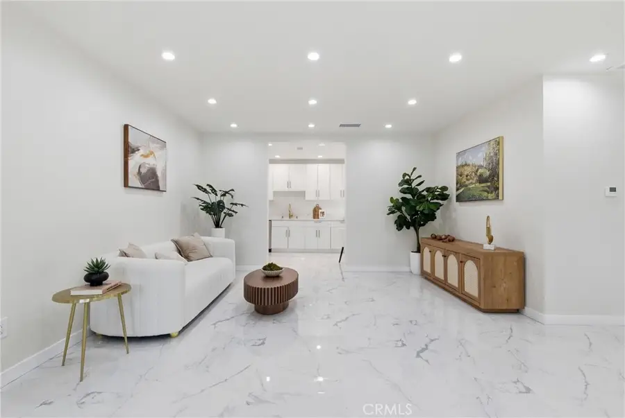10012 Plainview Avenue, Tujunga, CA 91042 - #3