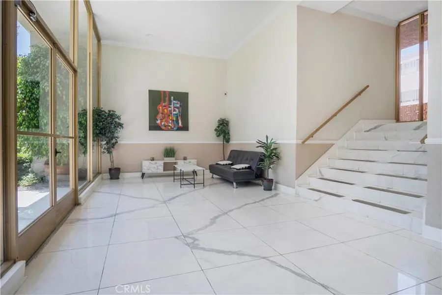 12955 Riverside Drive #102, Sherman Oaks, CA 91423 - #3